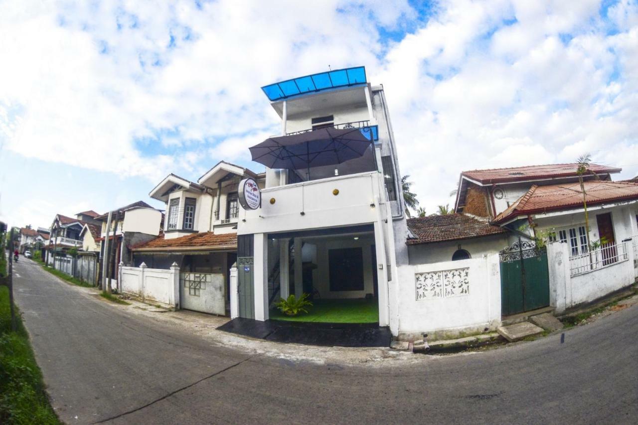 Elsy Villa Negombo Esterno foto